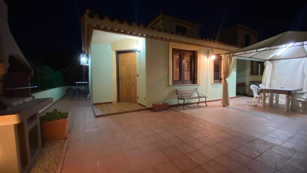La Gioia Di Casa Villa Àrbatax Екстериор снимка